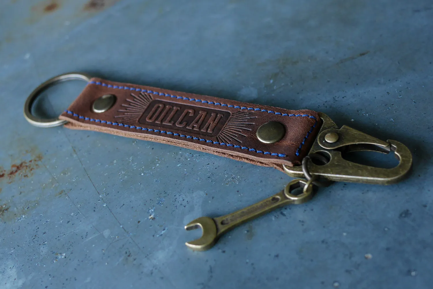 Oil Can x Duke & Sons Key Fob nyckelring mörkbrun