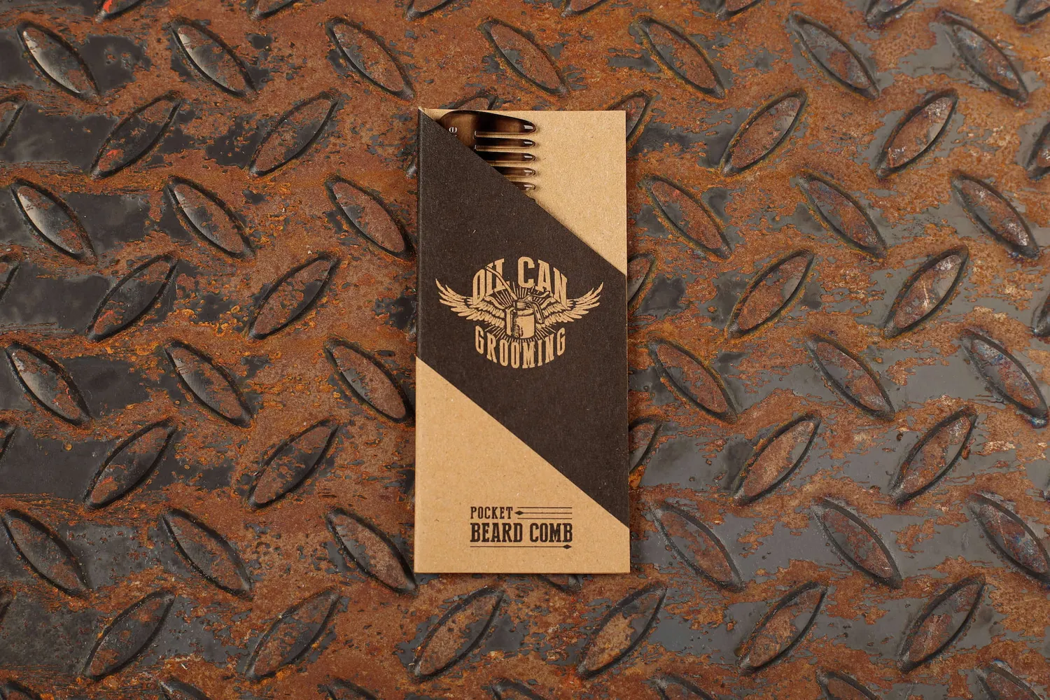 Oil Can Grooming Pocket Beard Comb skäggkam 92 mm