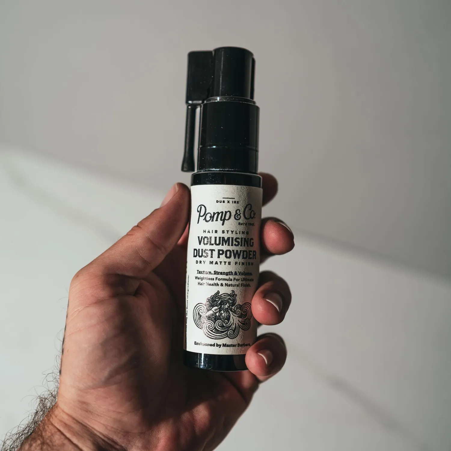 Pomp & Co Dust hårpuder matt volym