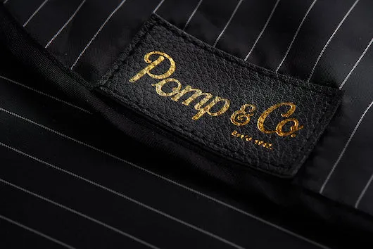 Pomp & Co Premium frisörcape med påse svart